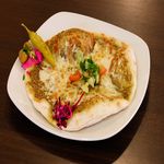 Manakeesh Halloumi Cheese & Satar